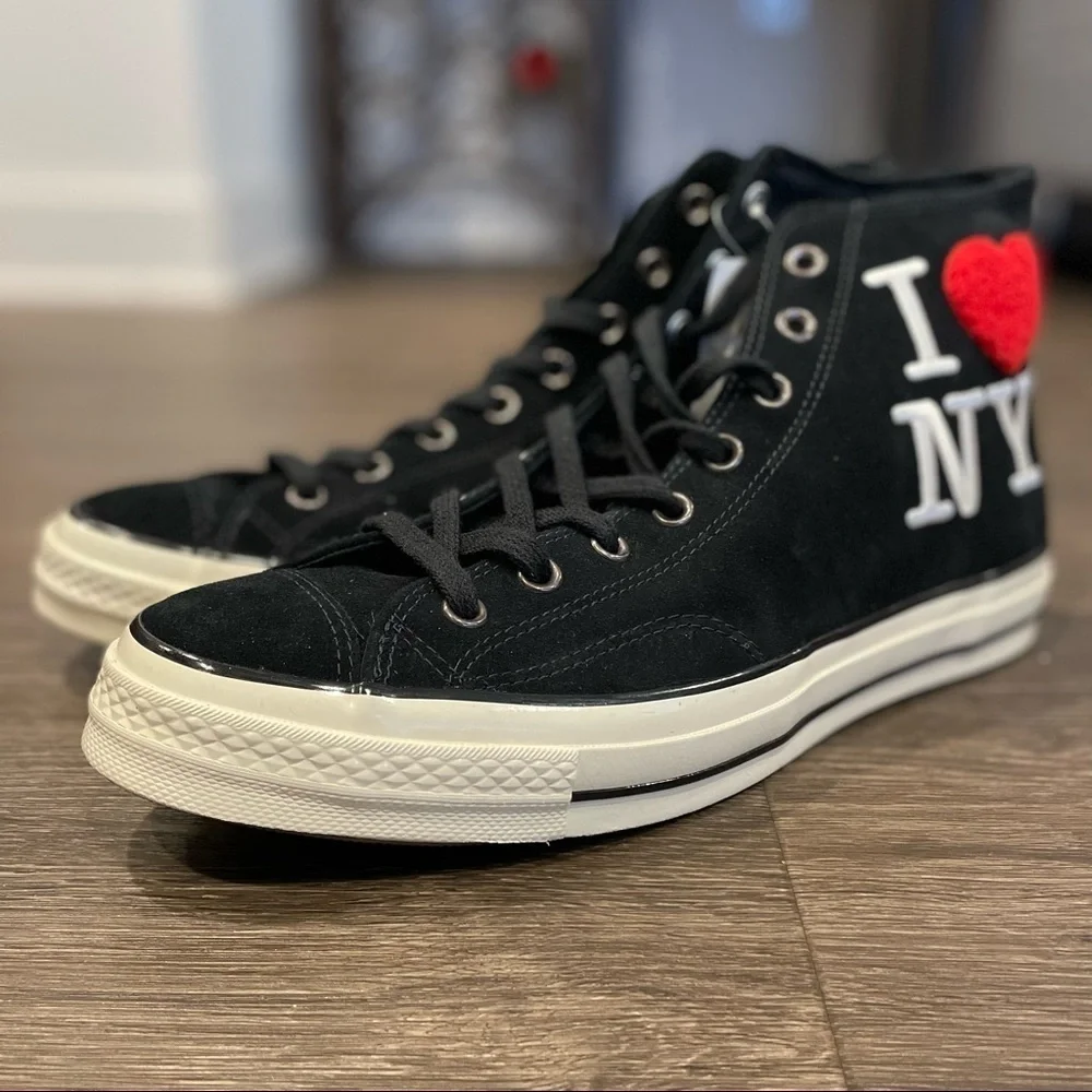Converse CTAS Hi-Top Sneakers Sz 11 - Picture 2 of 4